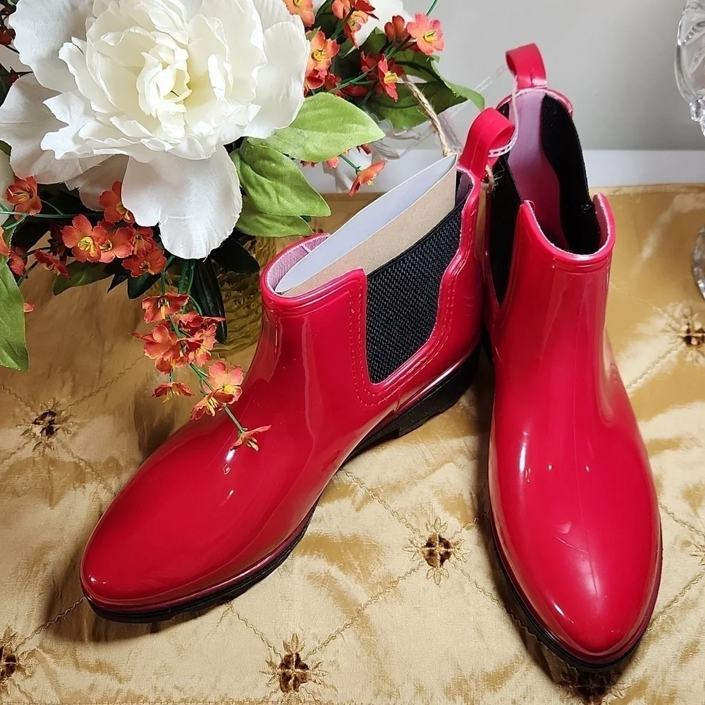 Seven7 Halifax Rain Bootie Red Size 8 - Picture 8 of 10